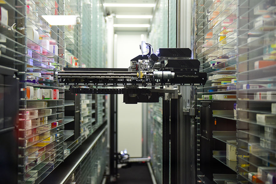 robot-medicine-dispensing-inspire-pharmacy